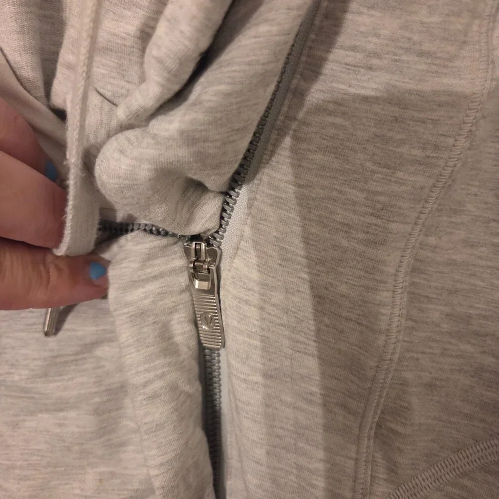 Lululemon‎ Coast Easy Wrap size 8